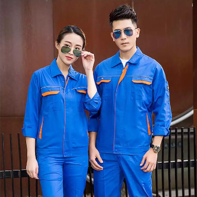 太仓电子厂里面的工作服是什么样的
